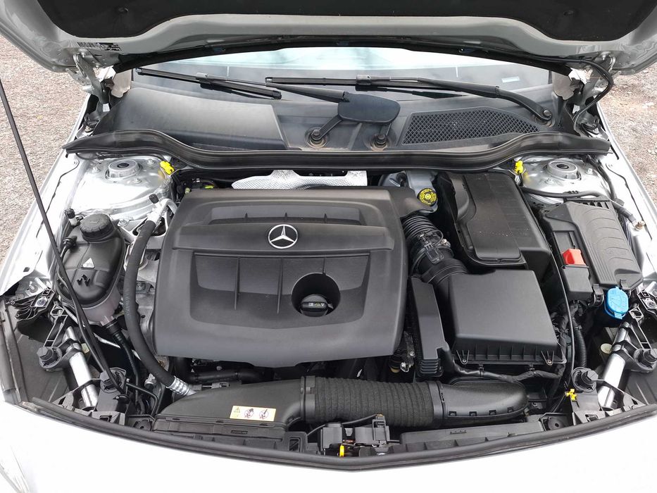 Vendo meu Mercedes Benz A180 d