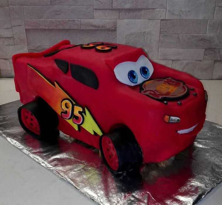 Tort urodzinowy, tort weselny, tort 3D, dowóz tortu pod wskazany adres