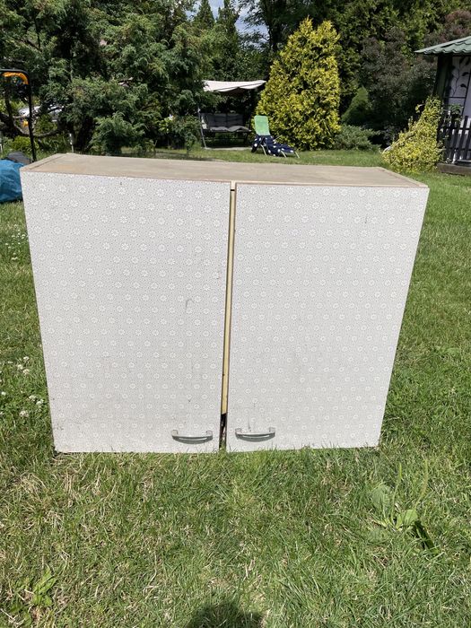 Szafka do garażu piwnicy spiżarki