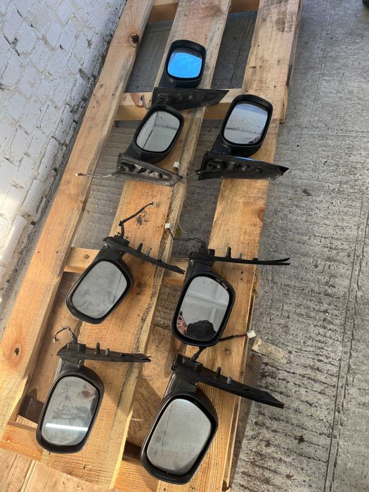 Дзеркало бічне зеркало боковое Toyota Avensis Verso Тойота 2001-2009