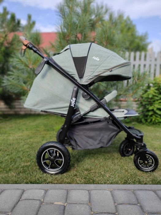 Wózek dziecięcy składany