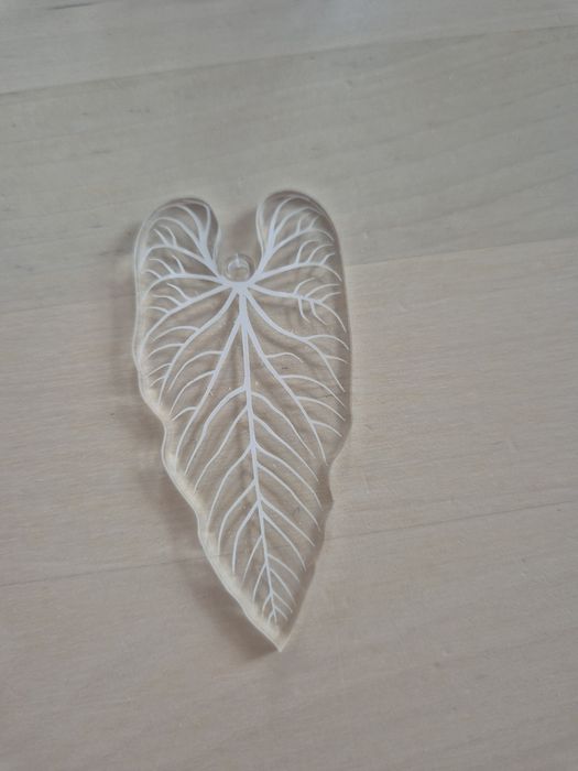 Akrylowa zawieszka brelok roślina anthurium