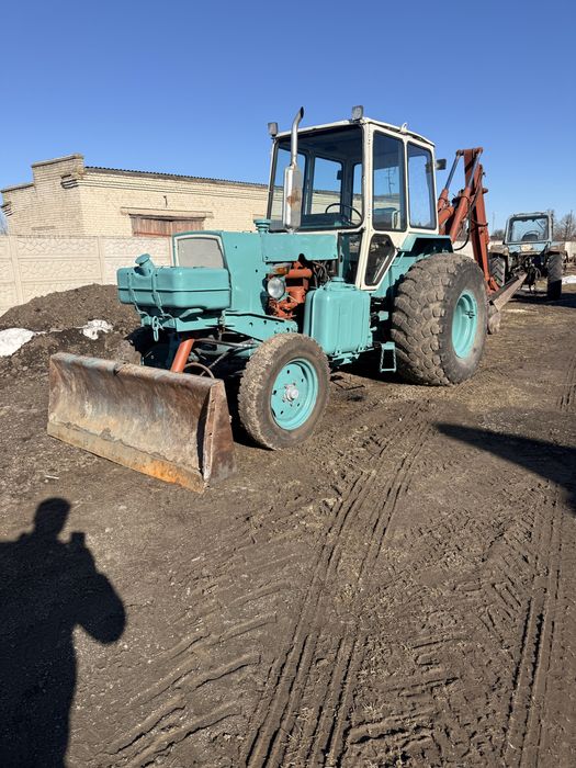 Екскаватор 2621 На базі ЮМЗ повністю справний