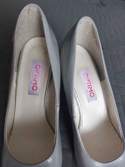 Buty na obcasie szare, rozm. 37
