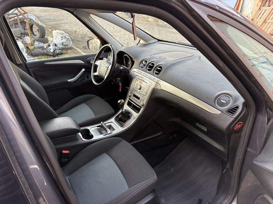 Ford Galaxy 2,0 D 7 osób