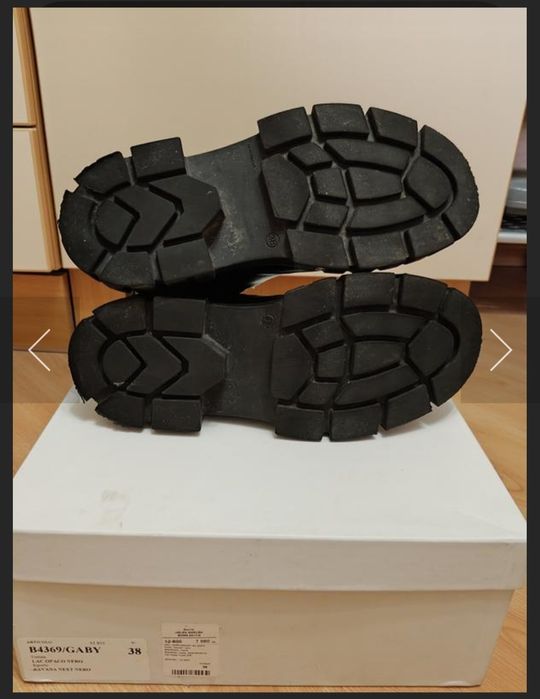 Чоботи шкіряні жіночі / Ботинки женские