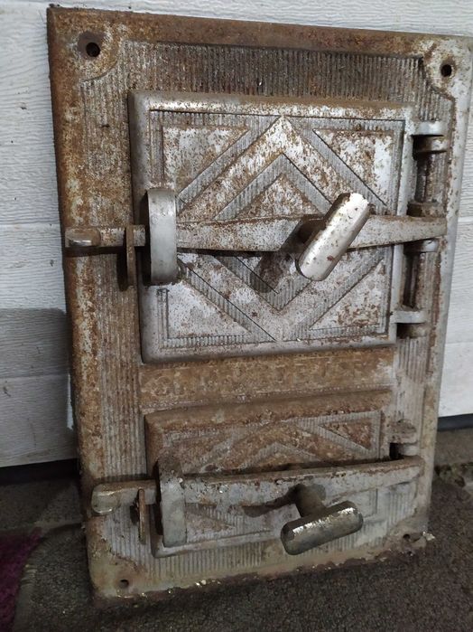 Drzwiczki do pieca kaflowego