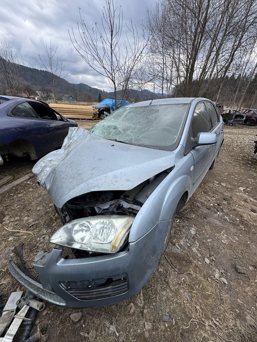 Розборка Ford Focus Mk 2 1.6 бензин хетчбек разборка