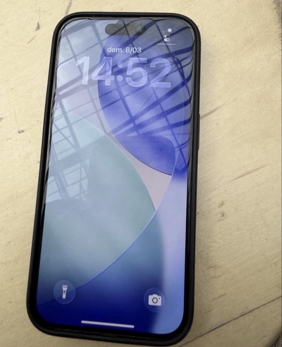 iPhone 15 pro (ler descricao)