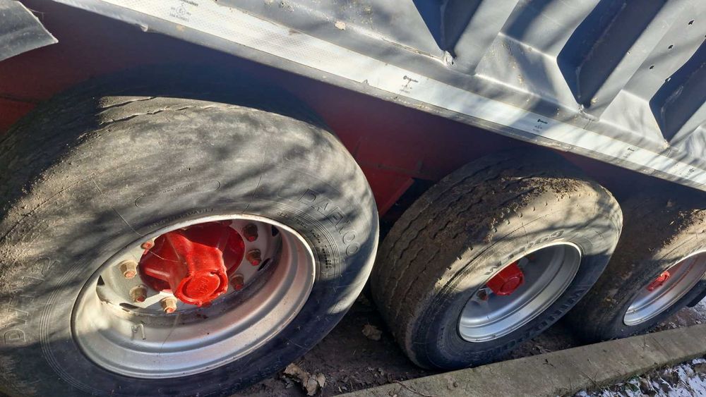 Напівпричіп самоскид Fruehauf Crane зерновоз 50м3 Свіжий