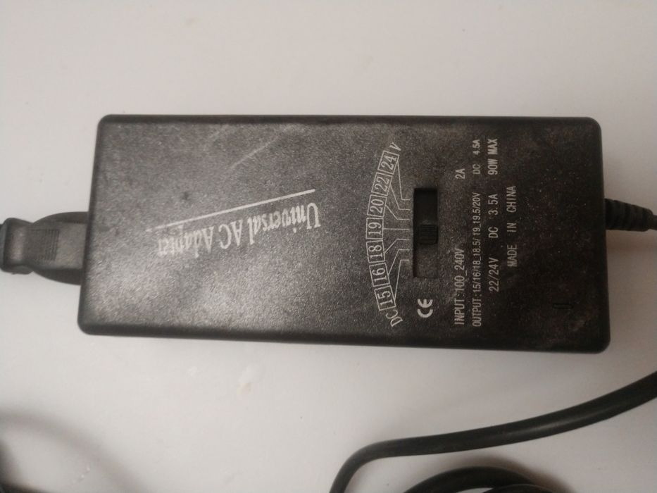 Блок питания для ноутбука универсальный 15-24v. Зарядное устройство
