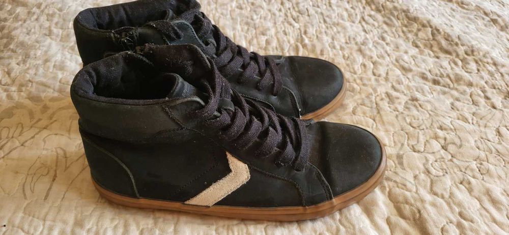 Чобітки підліткові з натурального нубуку, б/у