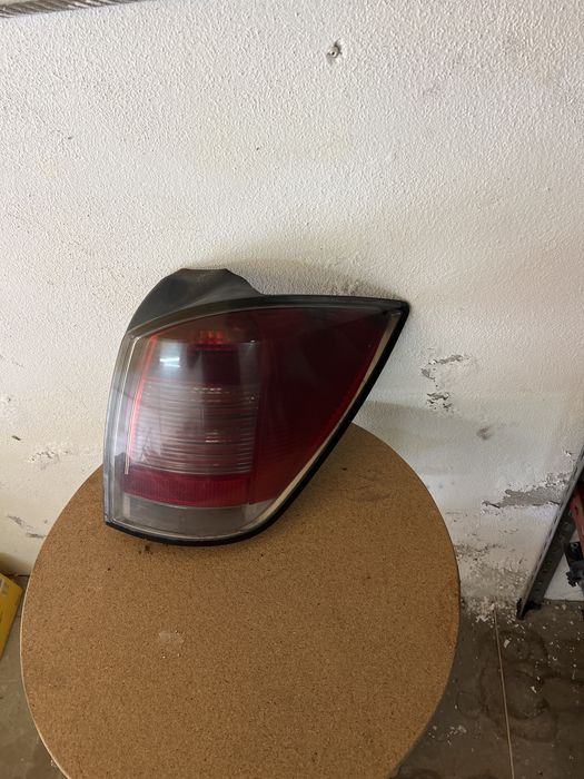 Farolim traseiro Opel Astra H carrinha (2005)