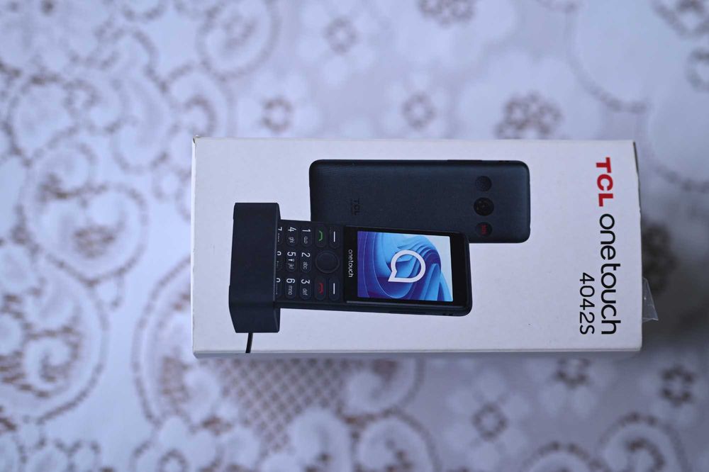 Telefon dla seniora TCL onetouch 4042S