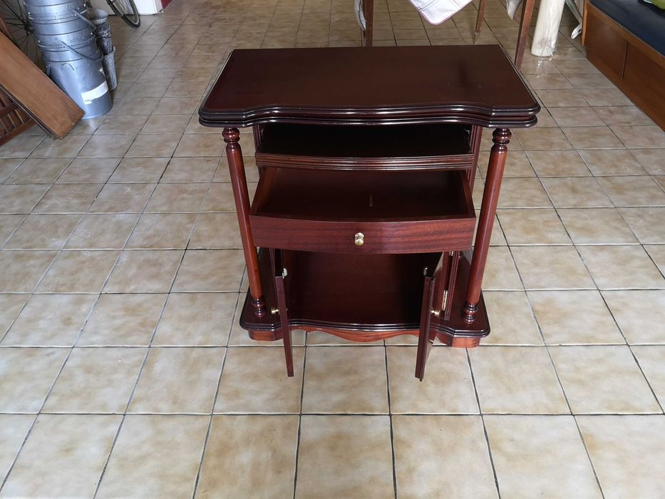 Móvel para televisão