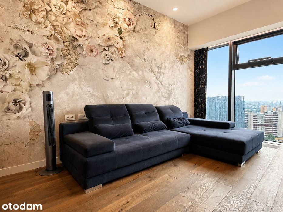 Prestiżowy apartament / lokal usługowy do wynajęcia  Sky Tower 100 m²
