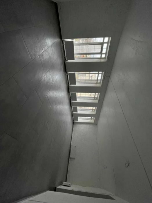 Здам в довгострокову оренду приміщення по пр.Відродження.