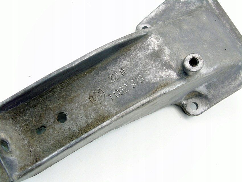 Łapa Silnika 2.0 2.5 I Bmw M54 325 525 E46 E39 E60 E61 E83 E85 X3 1092973