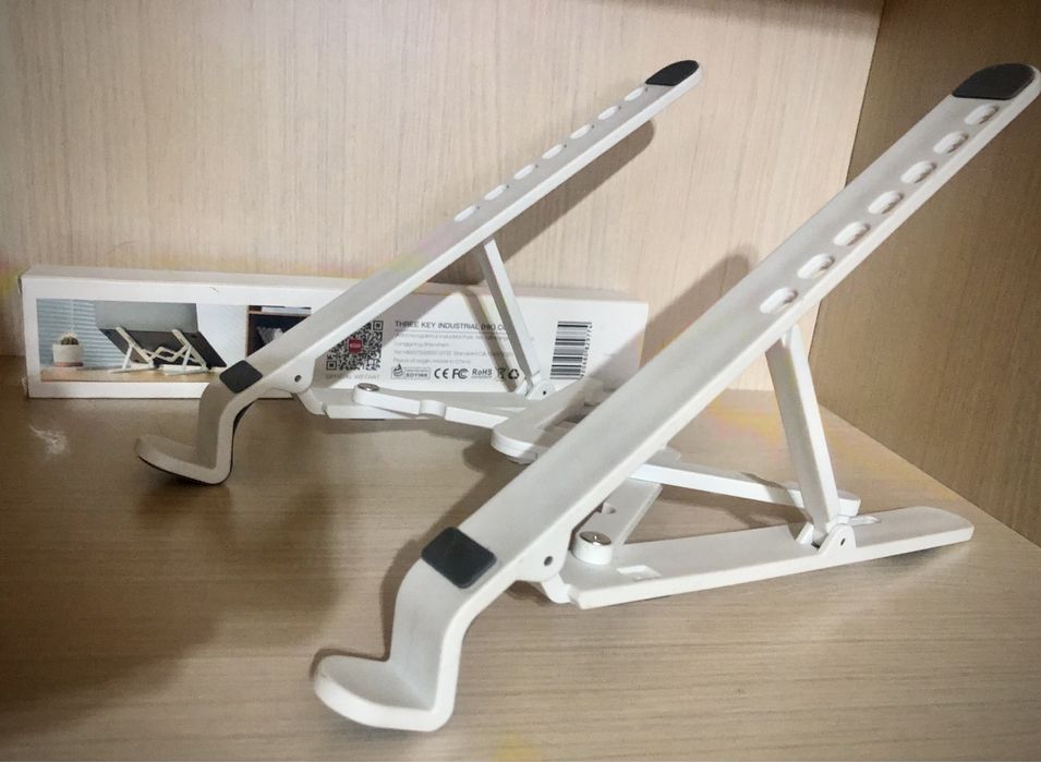 Подставка регулируемая для ноутбука/планшета