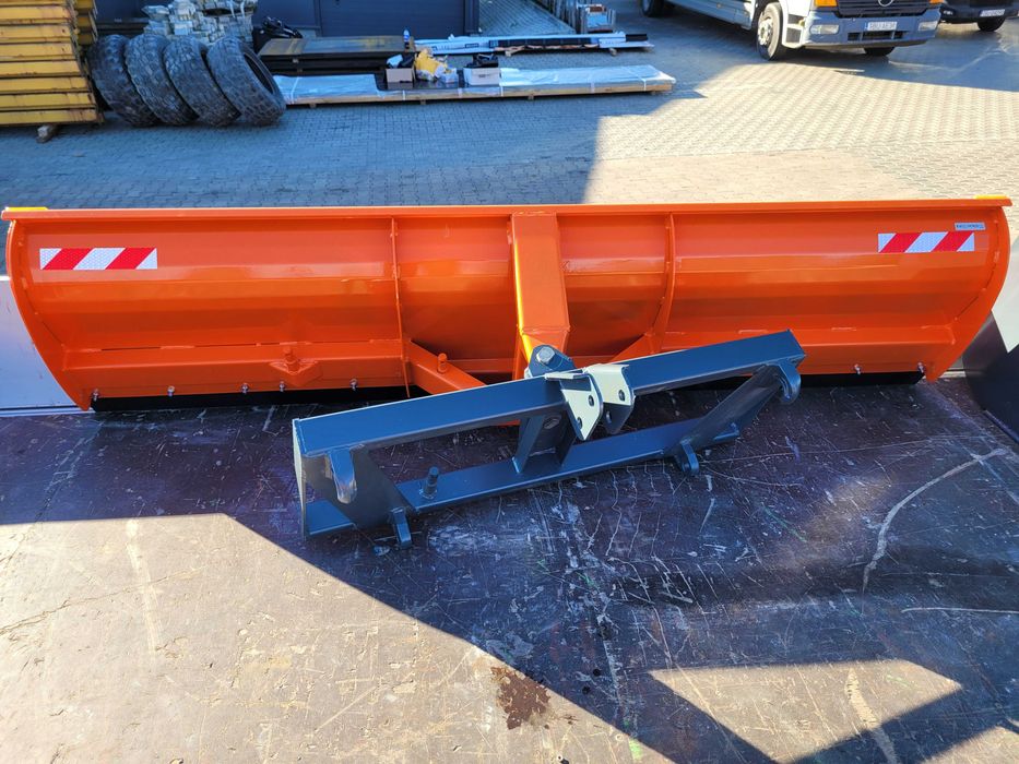 Pług śnieżny Pługi do śniegu spych Tur EURO/ Tuz / widlak /do Traktora