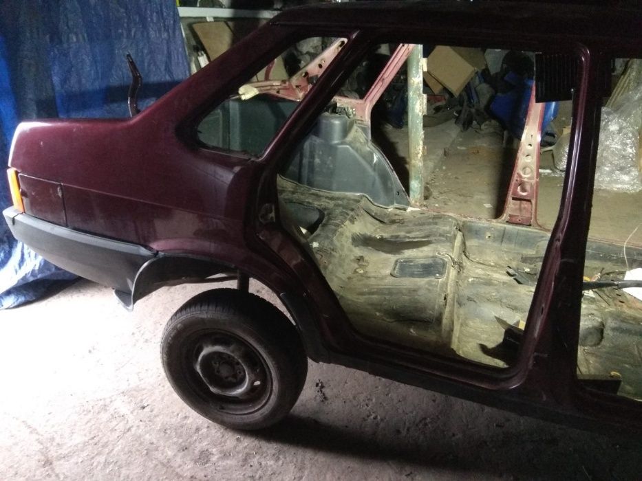 часть кузова ваз2111 10 12 099 08Славута  нексия лачеттиToyota Prius