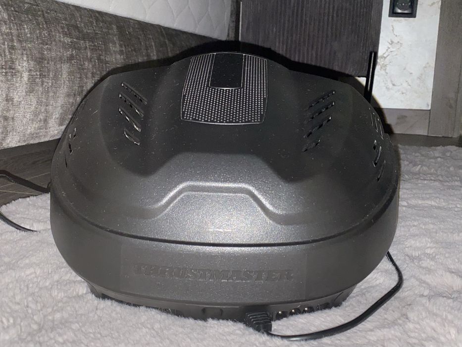 Thrustmaster t300 ferrari edition (alcantara) (база+нарді руль)