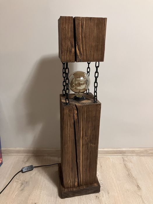 Lampa z drewna industrialna loft podłogowa