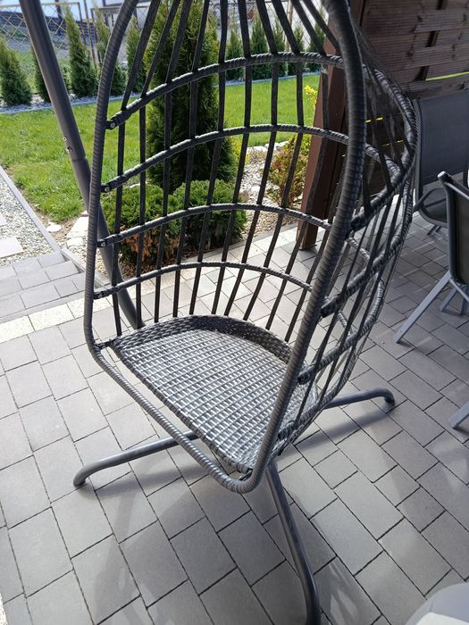 Fotel ogrodowy wiszący