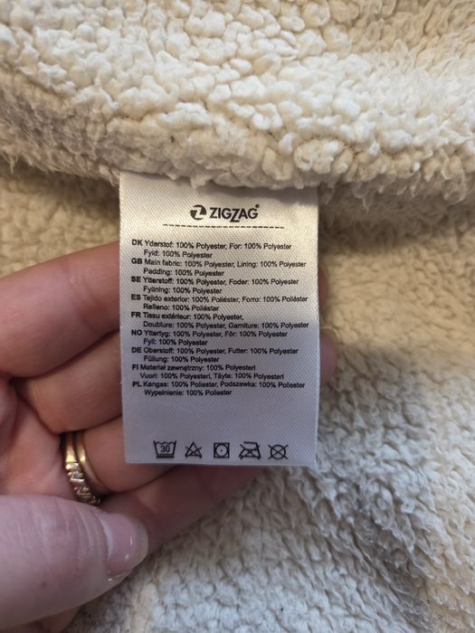 kurtkę, rozmiar 128