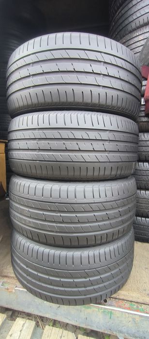 Резина 255.40.R19.Ціна вказана за 1 шт.