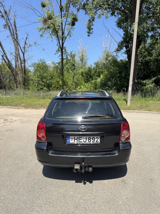 Toyota Avensis 2,0 дизель механика