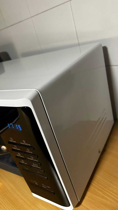 Microondas Samsung 23L
