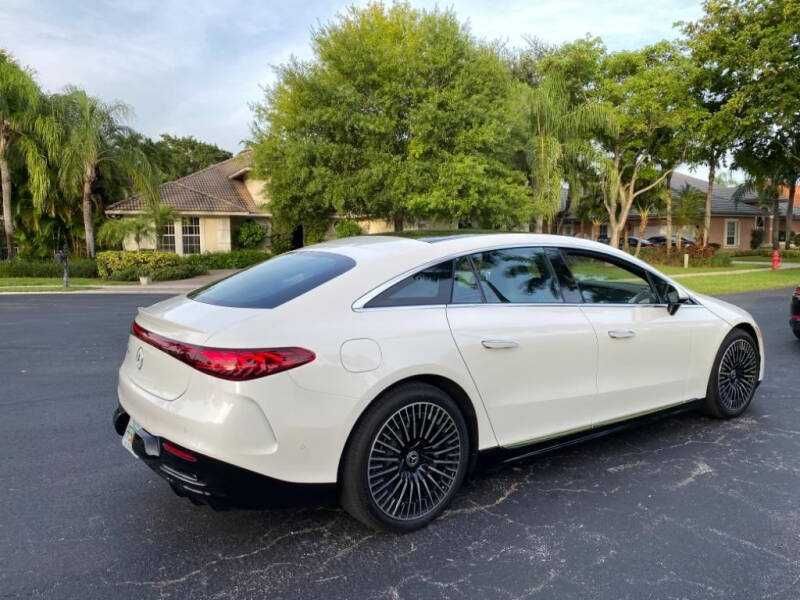 2022 Mercedes-Benz EQS