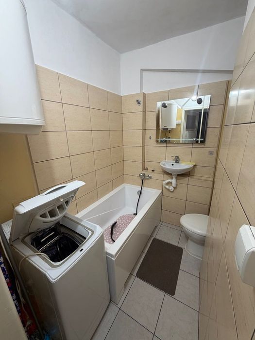 Gliwice, Centrum, Aleja Majowa. 21 mkw, kawalerka. I-sze piętro