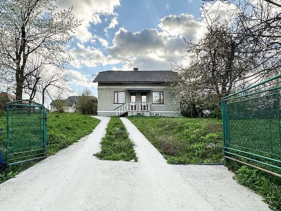 Продаж цегляного будинку біля Трускавця ( с. Солець)