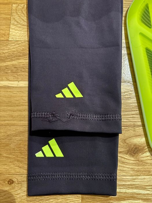 Caneleiras adidas
Tiro Shin Guards League XL