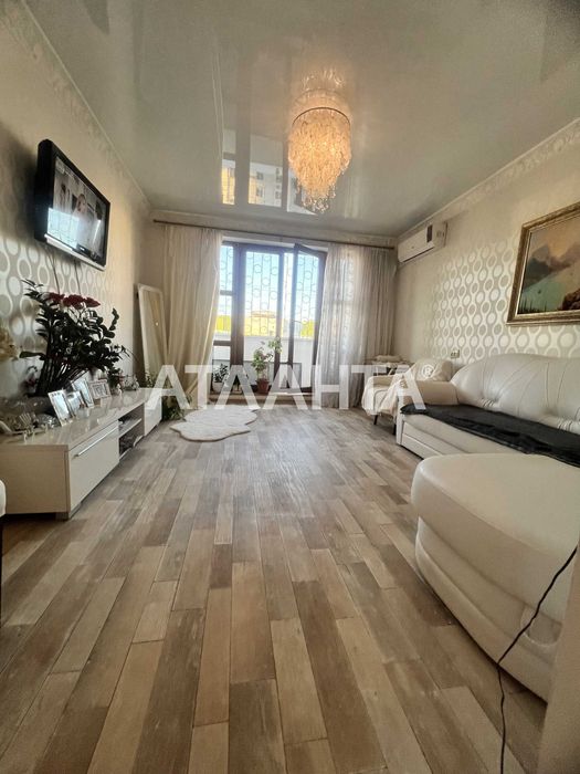 3-комн. квартира с ремонтом на ул. Марсельская!