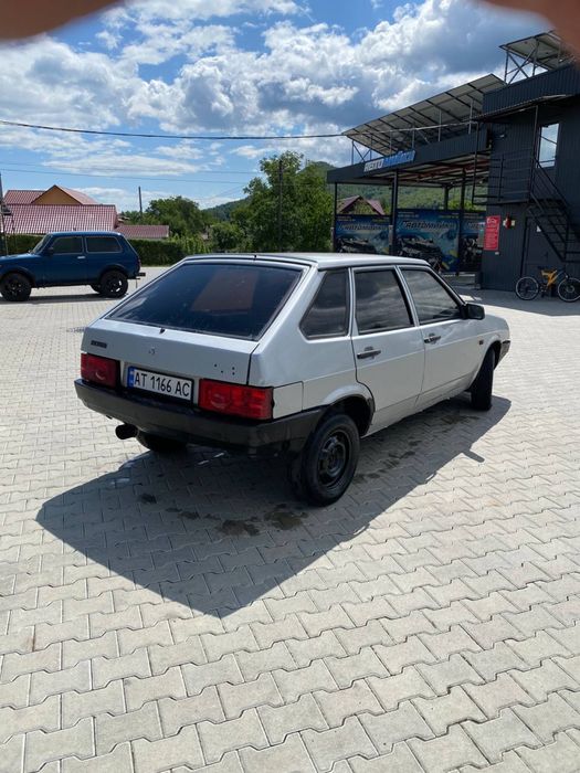 Продам ваз 2109.