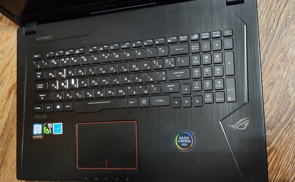 Ігровий ноутбук ASUS ROG Strix GL753V