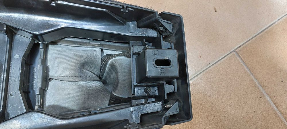 Peugeot 205 Mk2 Fase 2 Consola Central Azul / Preto