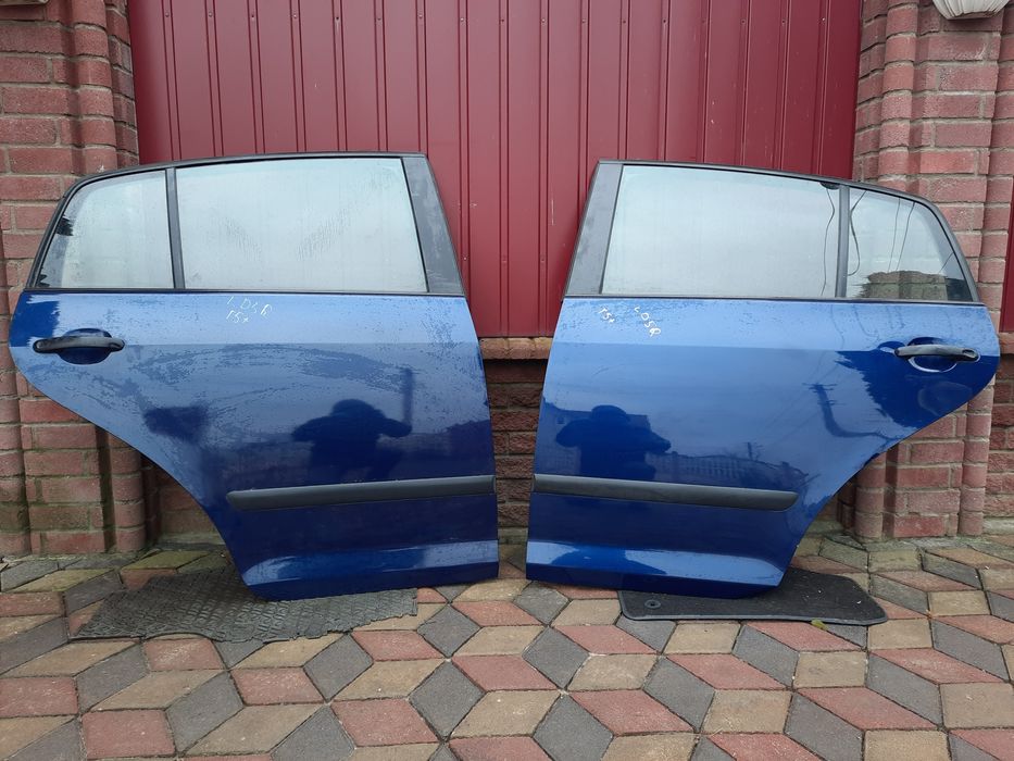 Двері Дверка Volkswagen Golf 5 Plus + Передня Задня Колір LD5Q