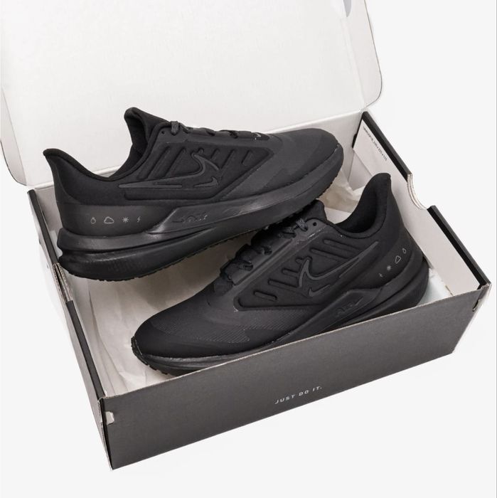 Оригінал Nike Air Winflo 9 Shield  DM1106-007.  /26,5см,27см,27,5см,28см,28,5см,29,5см,30см)