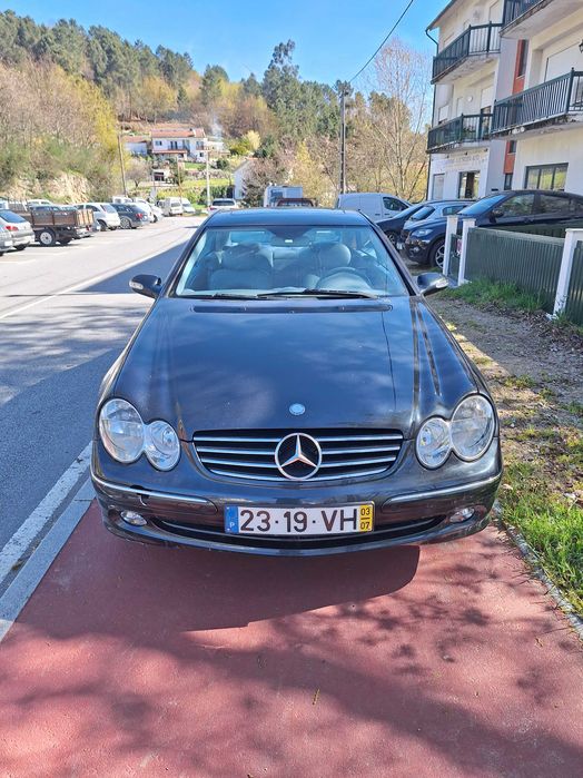 Mercedes CLK200 a gasolina
