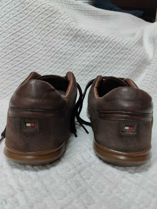 Sapatilhas Tommy Hilfiger tam. 42 em excelente estado