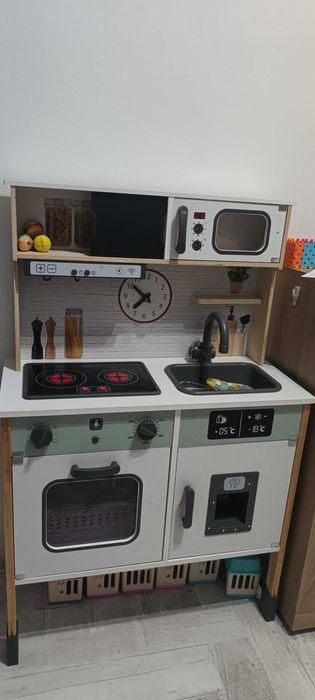 Kuchnia do zabawy duża biała z kostkarka dźwiękiem