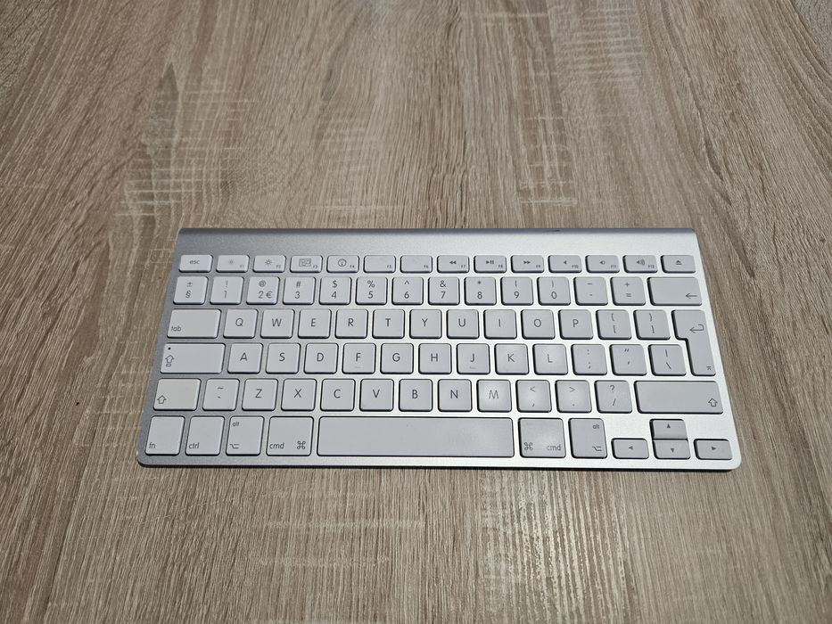 Klawiatura Apple sprawna