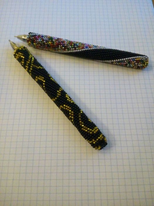 Ручки связанные крючком и бисером