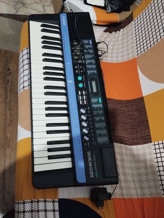 Teclado  Cássio  em Excelente Estado