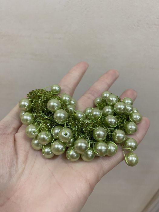 Намисто з зелених перлин ручної роботи