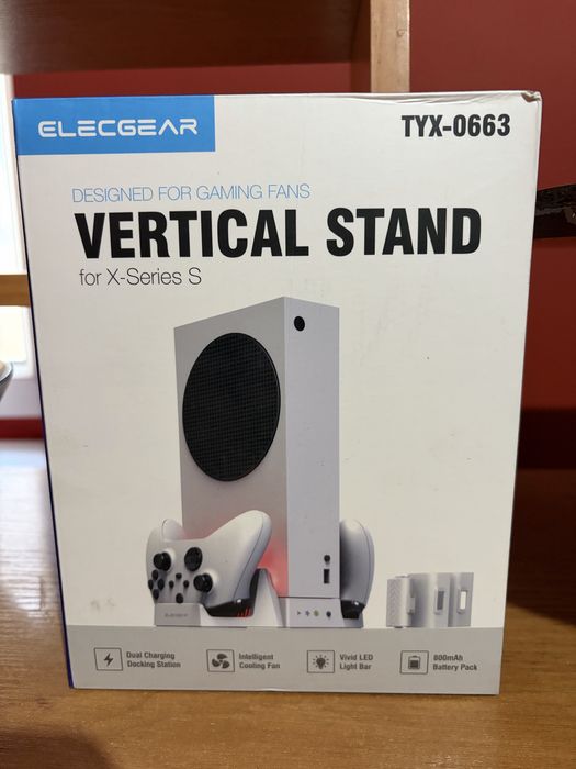 Chłodząca i ładująca podatawka do X Series S